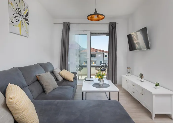 Second Ivana Apartment Makarska