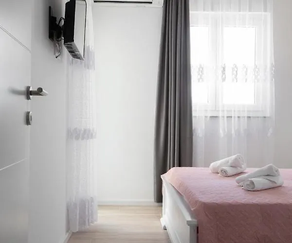 Second Ivana Apartment Makarska