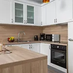 Second Ivana Apartamento Makarska